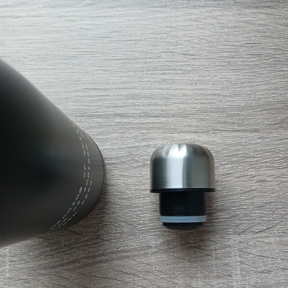 Bookish Water Bottle / Thermos 📚 - Picture 16 of 16